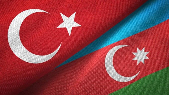 turkiye-azerbaycan-azeri-bayrak