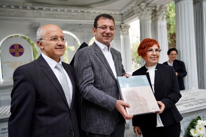 ekrem imamoğlu balyan mezar1