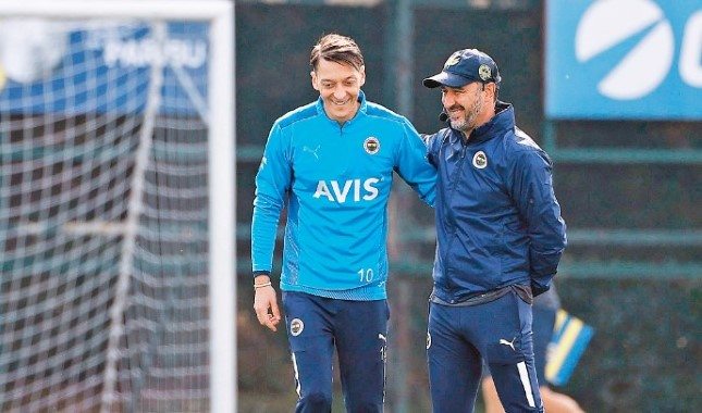 mesut özil vitor pereira