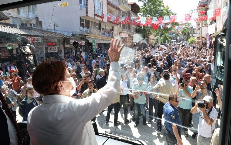 meral akşener burdur