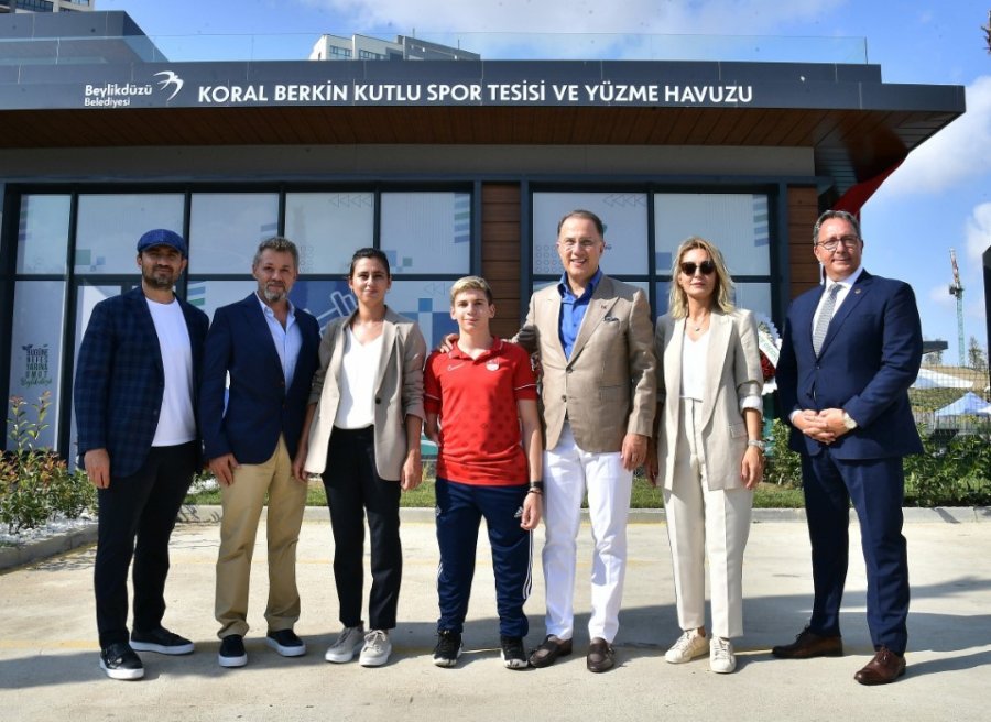 Mehmet Murat Çalık Koral Berkin Kutlu Spor Tesisi ve Yüzme Havuzu