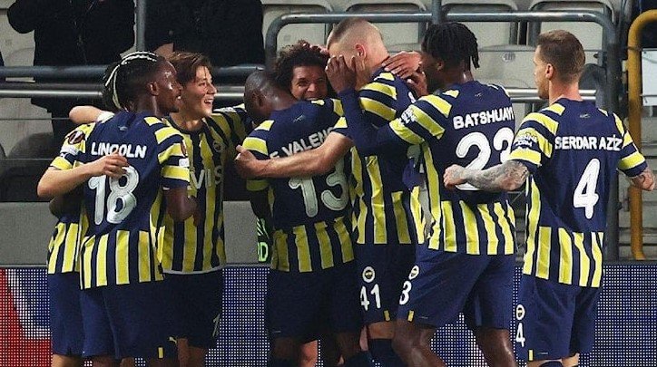 fenerbahçe arao gol sevinci