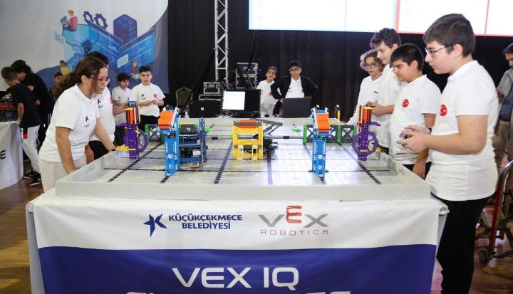 vex robotics küçükçekmece robot festivali