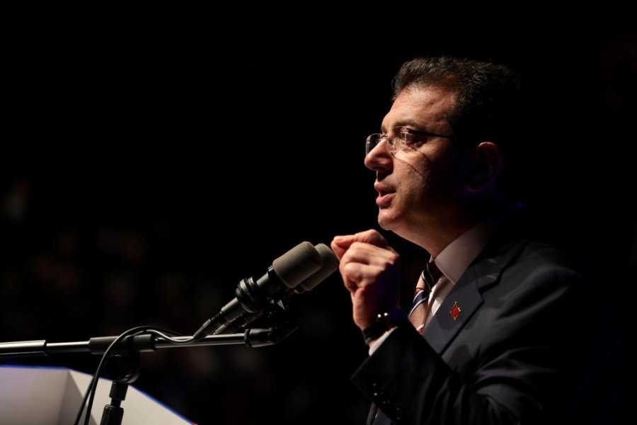 ekrem imamoğlu kadın foumu 5