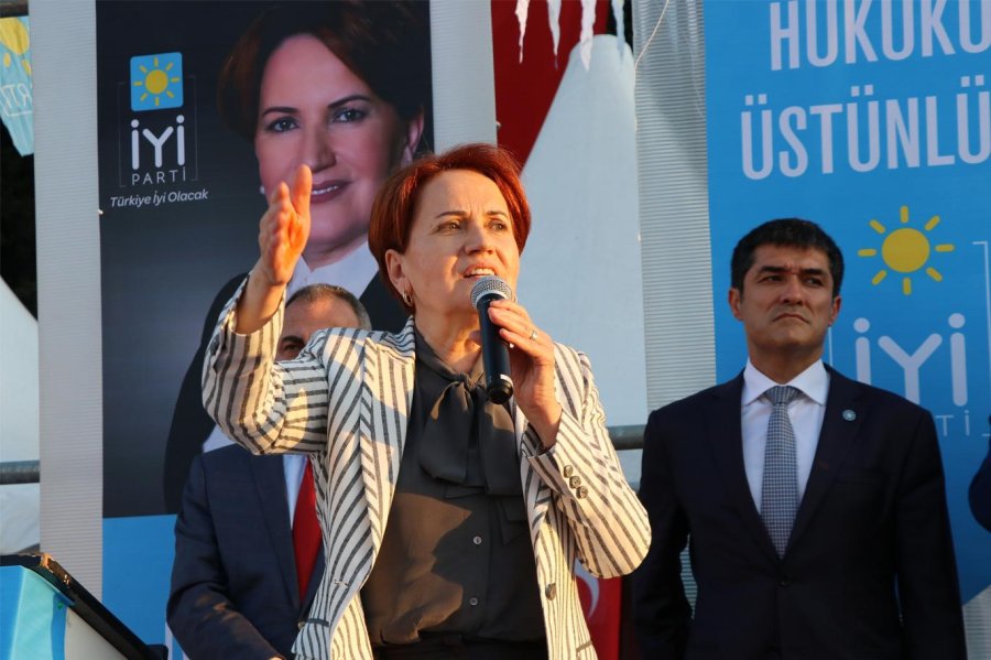 meral akşener