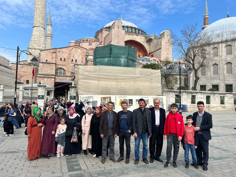 Tarihi camilere manevi yolculuk